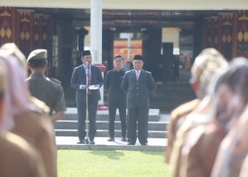 Parosil Mabsus Pimpin Apel Perdana, Tekankan Disiplin dan Peningkatan Layanan Publik