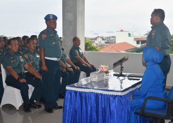 Danlanal Lampung Letkol Laut (P) Krido Satriyo Utomo Pimpin Entry Briefing, Tekankan Disiplin dan Sinergi