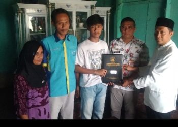 SMKN 1 Abung Selatan Antar Ijazah Gratis ke Rumah Alumni, Bukti Komitmen Pendidikan Tanpa Hambatan