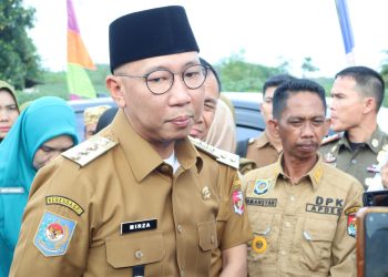 Gubernur Lampung dan Bupati Lampung Utara Resmikan Groundbreaking Perbaikan Jalan di Abung Timur