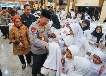 Kapolri Berbagi Takjil & Buka Puasa Bersama, Perkuat Sinergi dengan Media dan Masyarakat