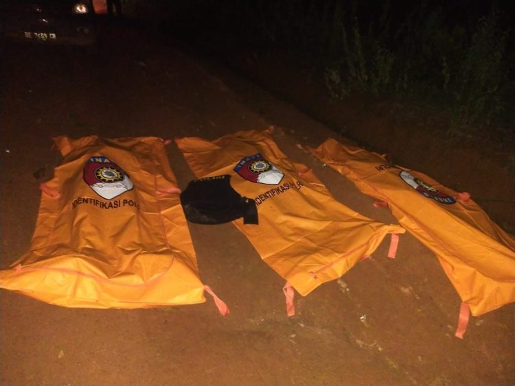 Tiga Polisi Gugur Ditembak Saat Gerebek Judi Sabung Ayam di Way Kanan