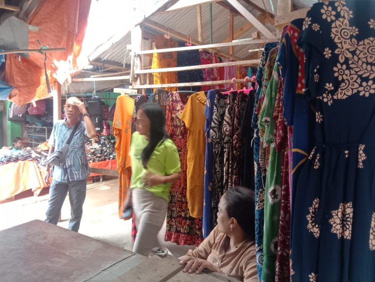 Pasar Tradisional Way Jepara Sepi Menjelang Lebaran, Pedagang Resah