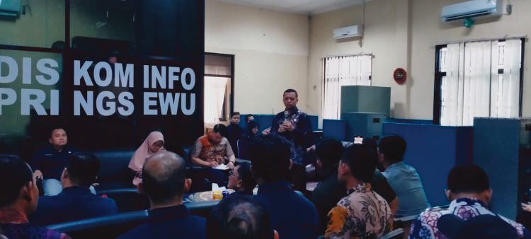 Bupati Pringsewu Dorong Kominfo dan OPD Respons Cepat Keluhan Warga di Medsos