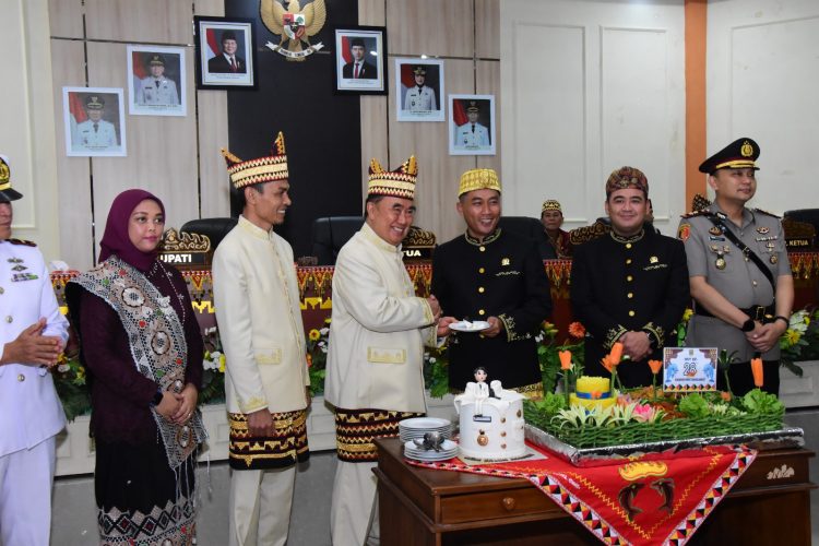 HUT Ke-28 Tanggamus: DPRD Gelar Rapat Paripurna Istimewa, Momentum Evaluasi dan Sinergi