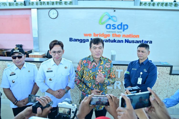 Kepala Badan Karantina RI Sidak Pelabuhan Bakauheni, Perketat Pengawasan Barang Ilegal & Pantau Arus Mudik