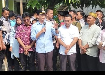 Direspons Cepat! Aksi Panen Lele di Jalan Rusak Berujung Janji Perbaikan dari Bupati Lampung Selatan