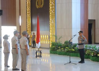 Kapolda Lampung Pimpin Upacara Kenaikan Pangkat: Pengakuan atas Dedikasi PNS Polri