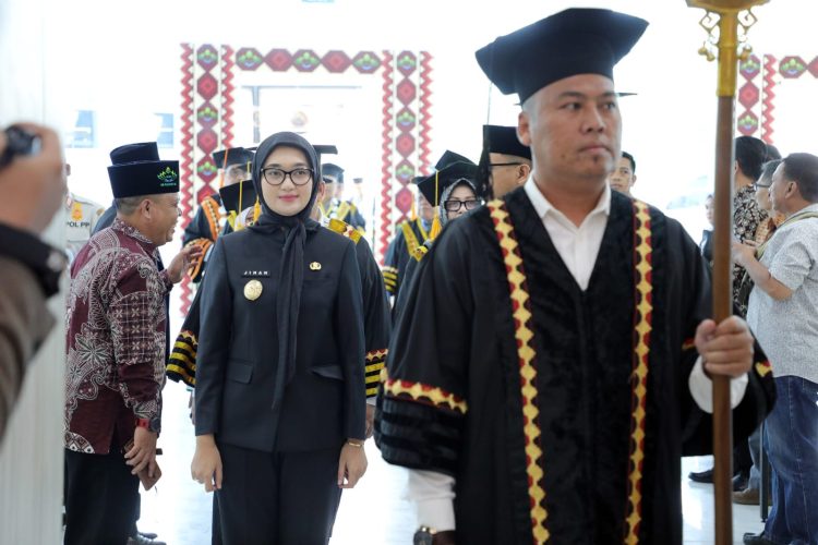 15 Guru Besar UIN Raden Intan Lampung Dikukuhkan: Langkah Strategis Menuju Indonesia Emas 2045