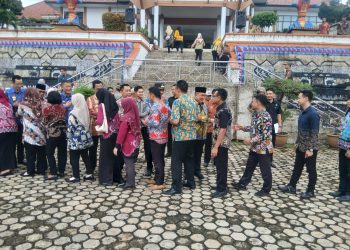 Pemkab Tanggamus Gelar Apel Perdana dan Halalbihalal Pascacuti Idul Fitri