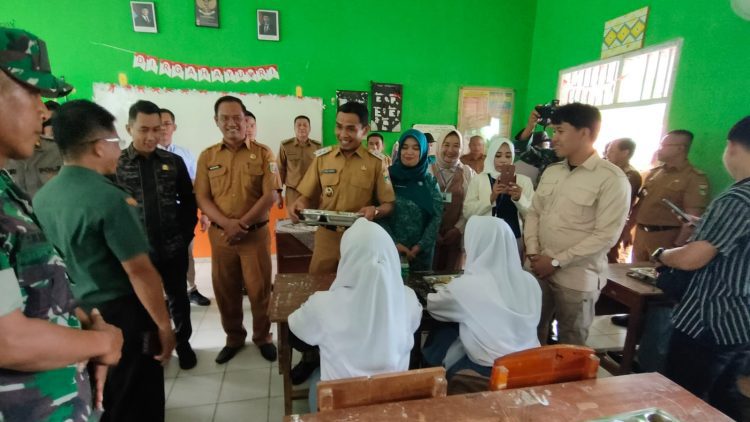 Peluncuran Program Makan Gizi Gratis di Kota Agung: 3.231 Siswa Terima Manfaat