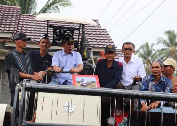 Dorong Swasembada Pangan, Bupati Parosil Salurkan Bantuan Alat Pertanian di BNS