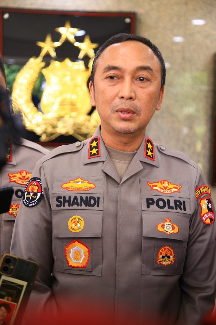 Kadiv Humas Polri: Jangan Ragu Laporkan Aksi Premanisme, Call Center 110 Siaga 24 Jam