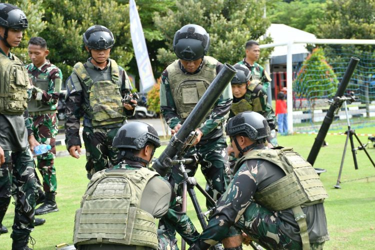 Danbrigif 4 Mar/BS Resmi Buka Start Awal “Ajabra Warrior” Sambut HUT ke-22 Yonif 7 Mar