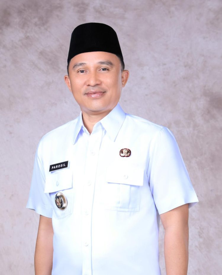 Bupati Lampung Barat Parosil Mabsus Sampaikan Belasungkawa atas Wafatnya Mantan Wakil Gubernur Lampung Bachtiar Basri