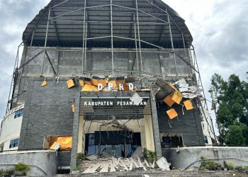 Dinding Kantor DPRD Pesawaran Ambruk, Satu Satpol PP Luka: Aktivitas Dewan Tetap Berjalan