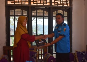SMKN 2 Kalianda Antar Ijazah Door to Door, Gratiskan Biaya Sesuai Arahan Gubernur Lampung