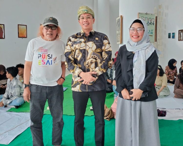 Bincang Sastra Terjemahan: Langkah Awal Lamban Sastra di Perpusip Lampung