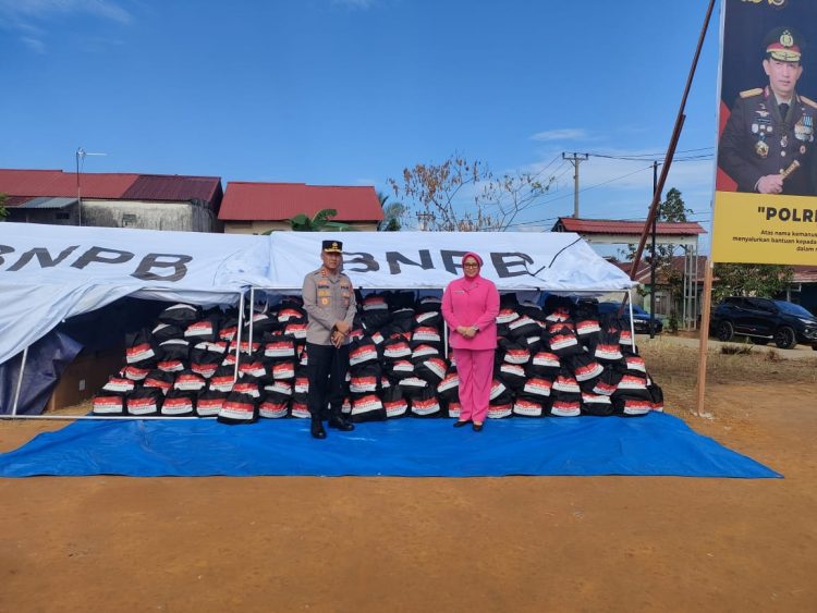 Kapolri Kirim 5.000 Paket Sembako untuk Korban Gempa di Bengkulu