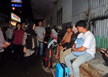 Wali Kota Eva Dwiana Tinjau Arus Balik Lebaran 2025 di Pool Damri Tanjungkarang