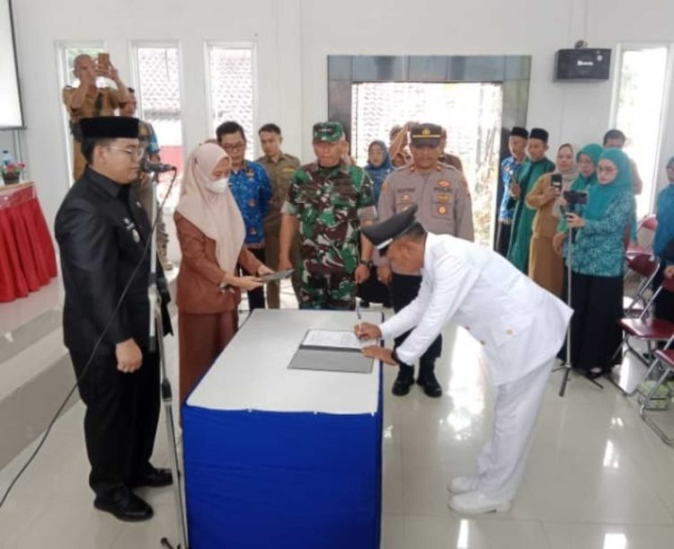 Supendi Resmi Jabat Pj Kepala Desa Bangunan, Camat Palas Dorong Kepemimpinan yang Inklusif