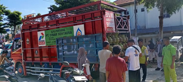 Jelang Iduladha, Pemkab Tanggamus Gelar Operasi Pasar LPG Bersubsidi di Dua Kecamatan