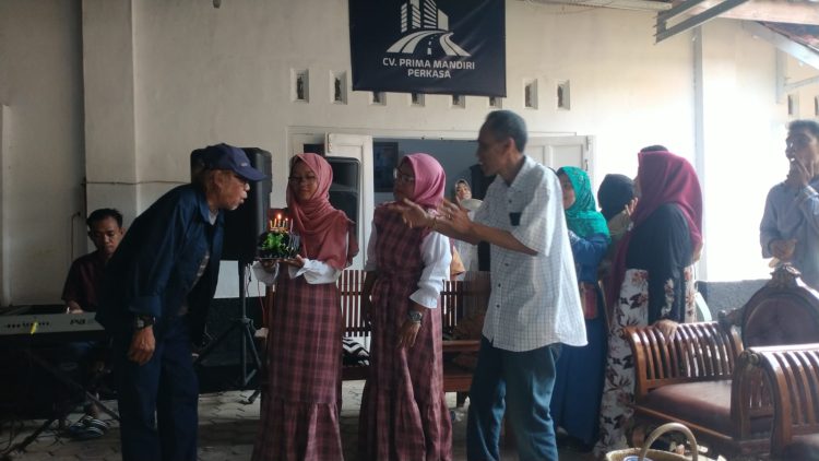 Ulang Tahun ke-67 Paus Sastra Lampung, Isbedy Stiawan ZS: “Karena Laut Mengajarkan Badai, Maka Aku Setia Berlayar”