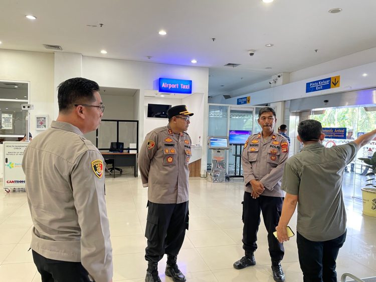 Sambut WSL Krui Pro 2025, Kapolres Lampung Selatan Kawal Ketat Kedatangan Atlet Internasional di Bandara Radin Intan II