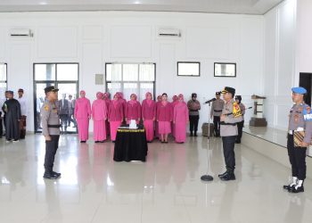 Sertijab Kabag Ops dan Kasat Reskrim, Kapolres Pesawaran Tekankan Pelayanan Presisi dan Loyalitas