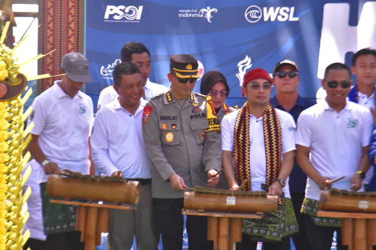 WSL Krui Pro 2025 Resmi Dibuka, Polda Lampung All Out Amankan Ajang Internasional