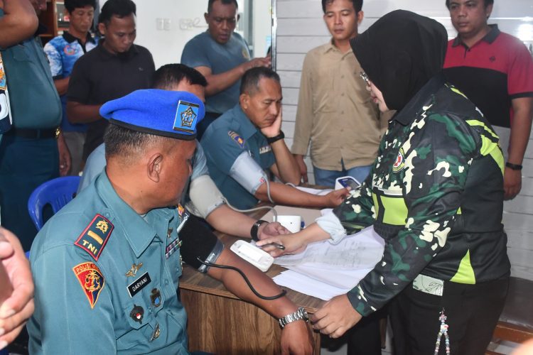 Lanal Lampung Gelar Pemeriksaan Kesehatan Rutin, Pastikan Prajurit Siap Jalankan Tugas Negara