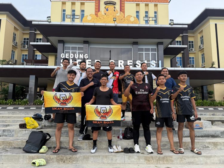 Pererat Silaturahmi, SIKAMBHARA Gelar Fun Mini Soccer Bareng Supporter dan Tokoh Lampung