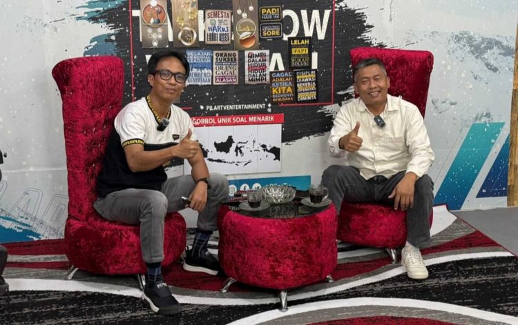 SIKAMBHARA: Suporter Dewasa Lampung untuk Sepak Bola Berprestasi