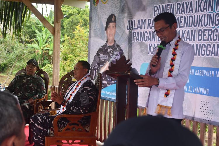 Lanal Lampung dan Pemkab Tanggamus Gelar Panen Raya Ikan Nila, Wujud Nyata Dukung Ketahanan Pangan Daerah