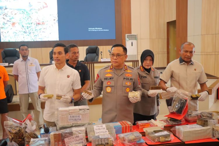 Bongkar Modus: Amunisi Ilegal Dijual Online, Disamarkan Jadi Mur dan Baut
