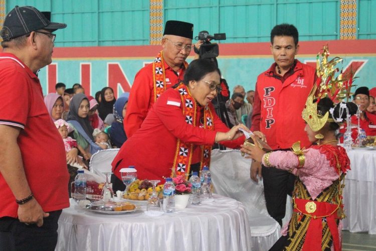 Momentum Bulan Bung Karno, Parosil Mabsus Gaungkan Kepedulian dan Persatuan dari Sumber Jaya