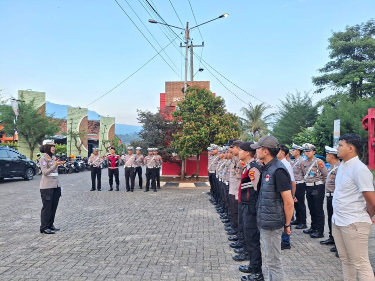 Polres Pesawaran Perkuat Pengamanan dan Kelancaran Lalu Lintas Pagi Hari di Titik Rawan