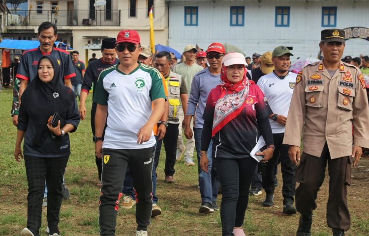 Parosil Mabsus Tutup Peratin Cup ke-12: Turnamen Sepak Bola Antar Kabupaten Berlangsung Meriah di Pekon Pura Jaya