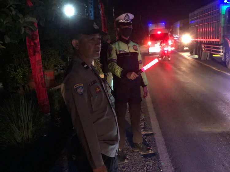 Polsek Tegineneng Kawal Adat Begawi: Wujud Nyata Kehadiran Polri dalam Budaya Masyarakat