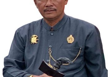 Khadin Demang Penujuk Khalis: “Adat Bukan Simbol Kosong, Tapi Kehormatan yang Harus Dijaga”