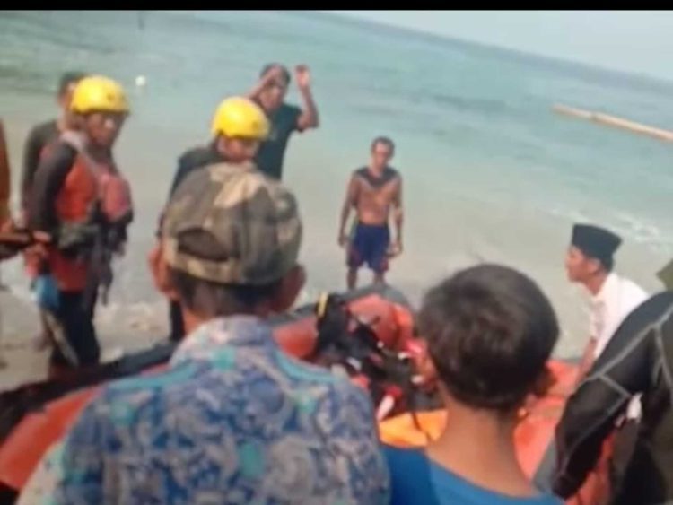 Setelah Dua Hari Pencarian, Korban Tenggelam di Pantai Terjun Ditemukan Meninggal Dunia