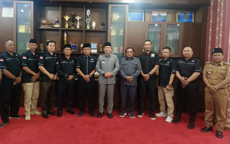 Silaturahmi Bermakna, PSHT Lampung Barat Diterima Bupati Parosil Mabsus: Komitmen Dukung Pembangunan Daerah