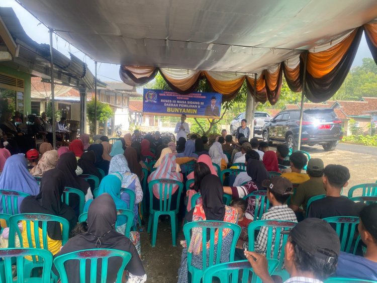 Reses III di Karang Agung, Bunyamin Dengarkan Curhat Warga Tanggamus dari Jalan Rusak sampai BPJS!