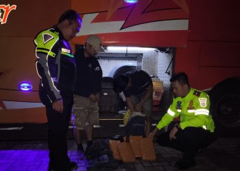 PJR Polda Lampung Gagalkan Penyelundupan 4 Kg Ganja di Tol Bakter: Gagal Terbang, Gagal Total!