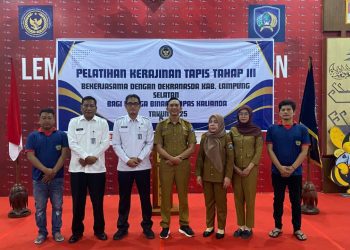 Warga Binaan Lapas Kalianda “Naik Kelas”, Pelajari Tapis Motif Tinggi di Tahap III Pelatihan Dekranasda