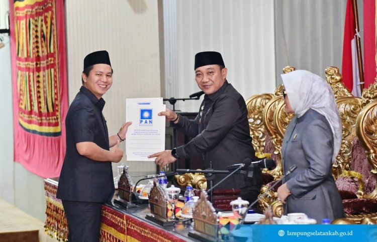 Pemkab dan DPRD Lampung Selatan Sepakati Perubahan APBD 2025, Seluruh Fraksi Dukung Penuh