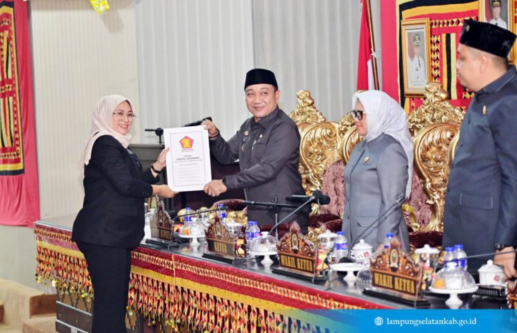 Pemkab Lampung Selatan Serahkan KUA-PPAS 2026, Jadi Langkah Awal Wujudkan Visi Pembangunan Jangka Panjang