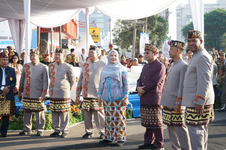 Pemkot Gelar Pawai Budaya Tari