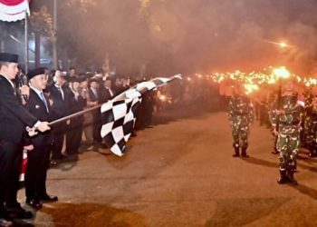 Ribuan Obor Meriahkan Peringatan HUT ke-80 RI di Lampung Selatan