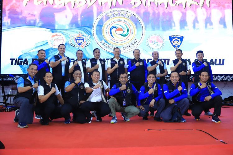 30 Tahun Akabri 95, Bima Cakti Tebar Ratusan Bansos untuk Masyarakat